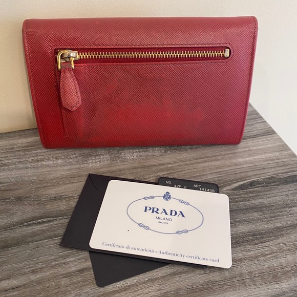 ***SOLD*** Prada Bundle!!! - Picture 5 of 16